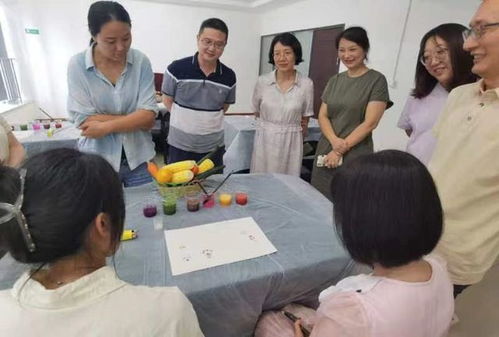 首屆“邊吃邊療”飲食心理實用技術班在成都圓滿落幕，酒店管理與信息咨詢服務獲新啟發